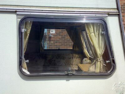 rubber mounted van windows