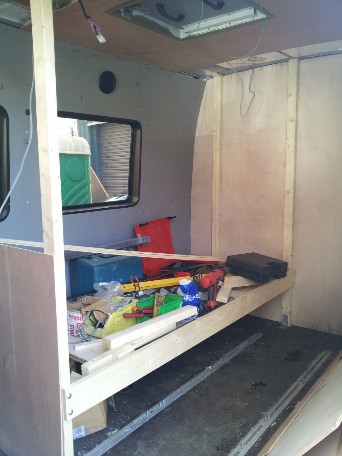 Fitting bunk bed