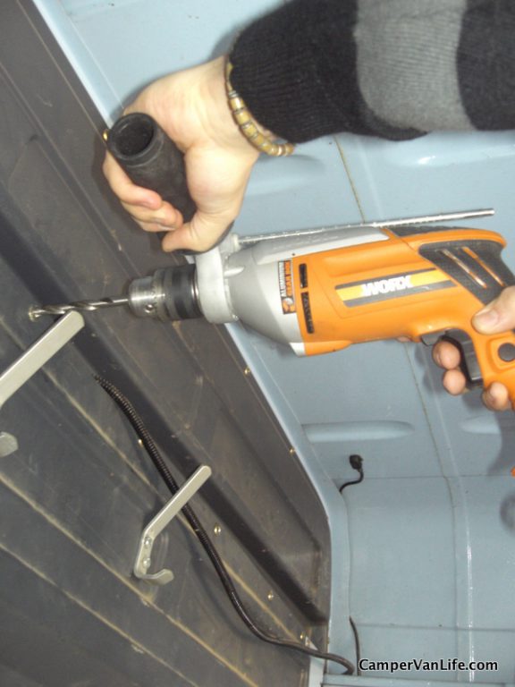 Drilling out the bulkhead rivets