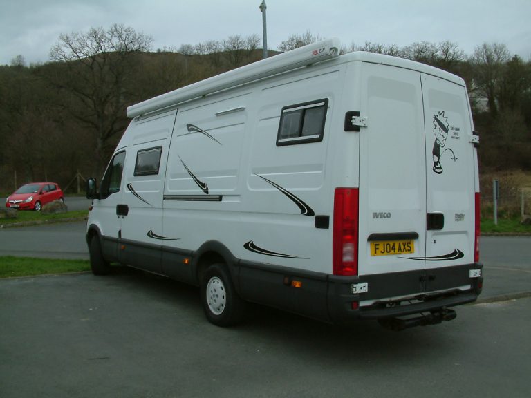 camper_001.jpg