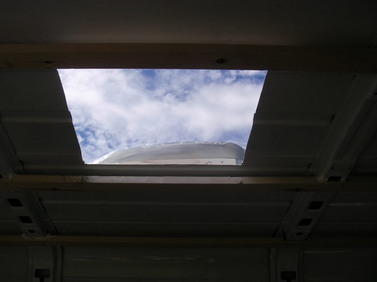 caravan_and_van_013.JPG